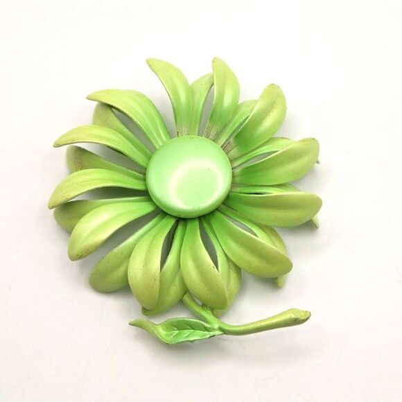 Vintage 1960s Green Enamel Flower Power Brooch Mod Retro Pin 2.5" Metal - Picture 1 of 5